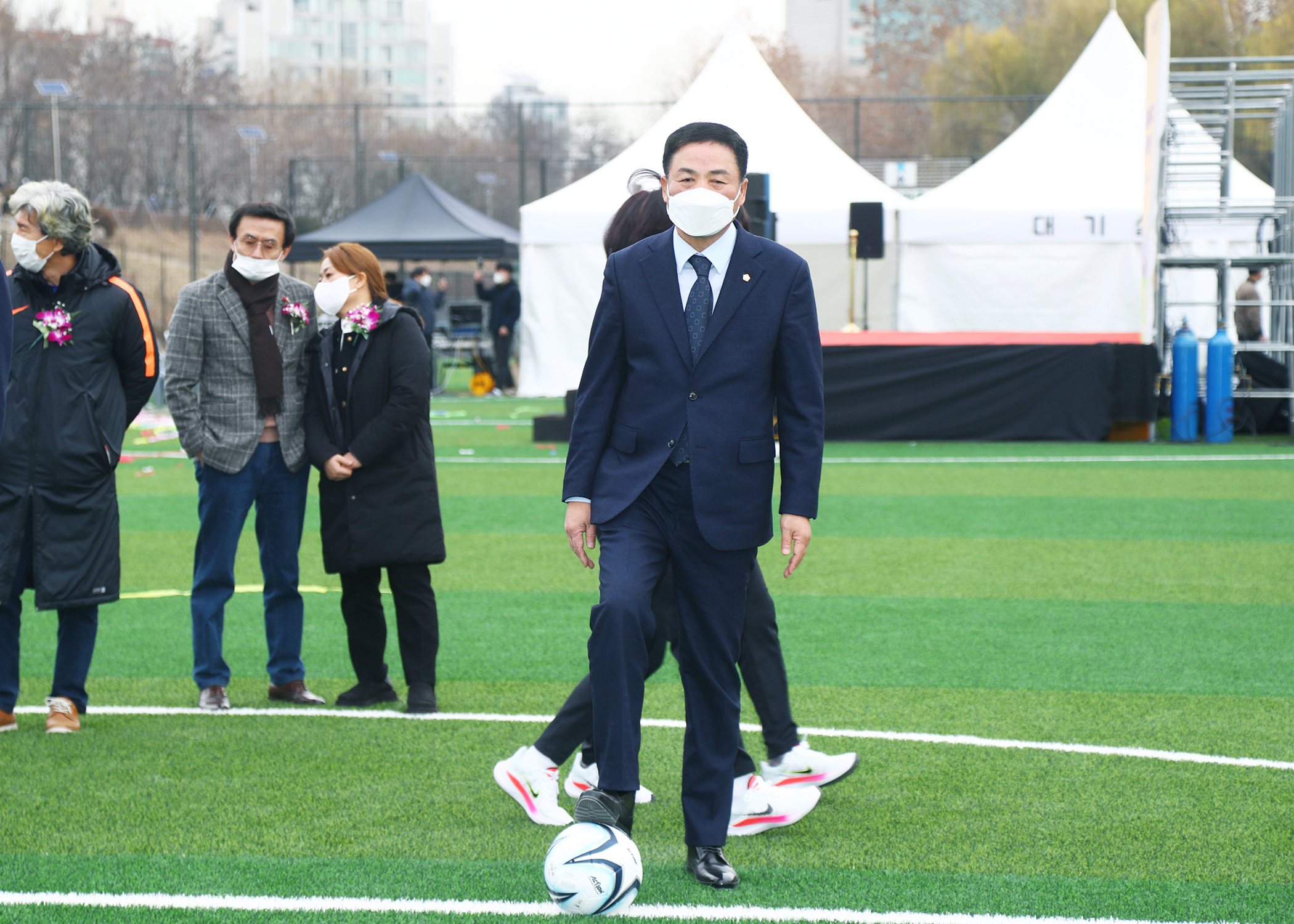 송파구 여성축구장 새단장 준공식 - 5