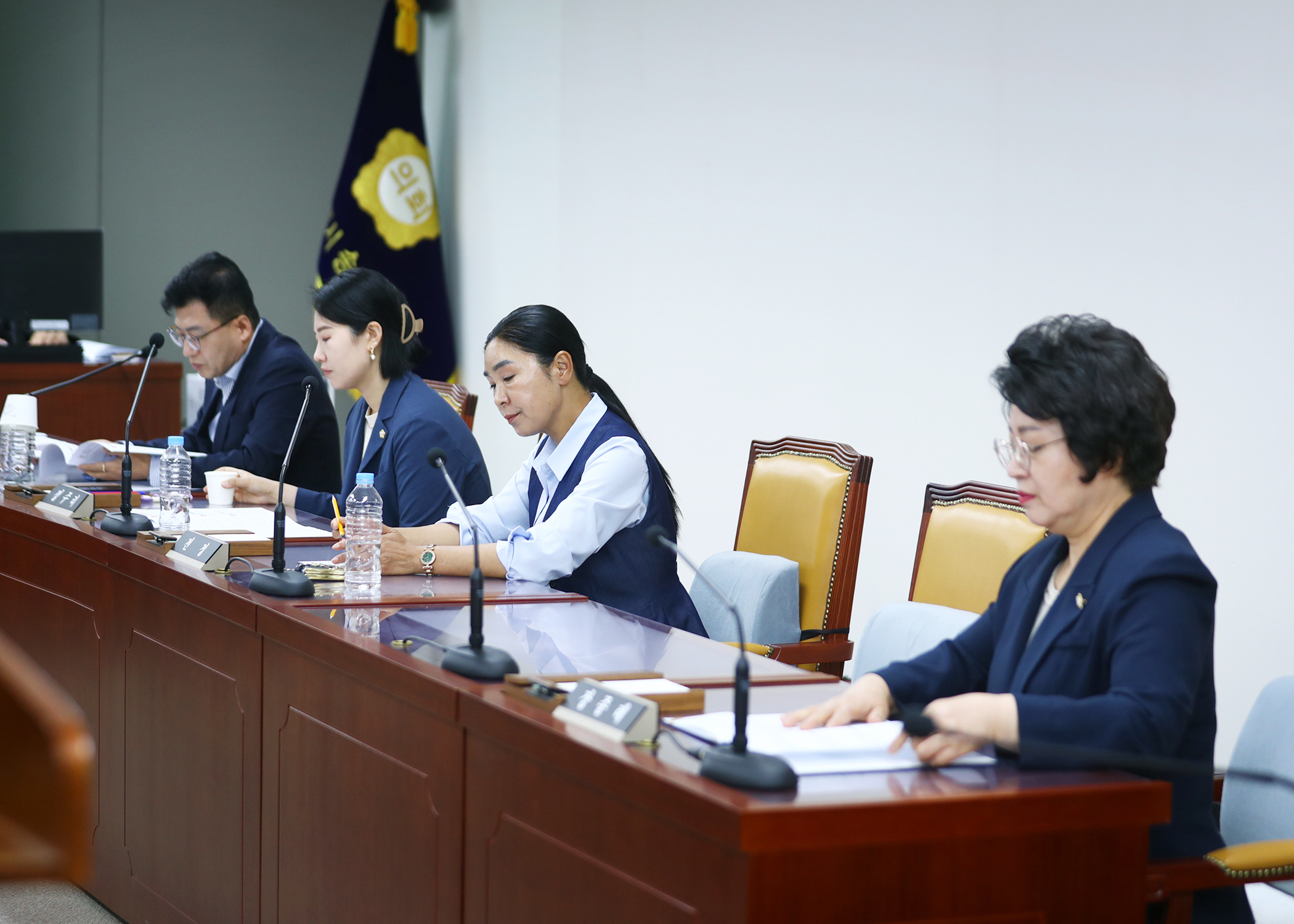 제321회 임시회 운영위원회 - 3
