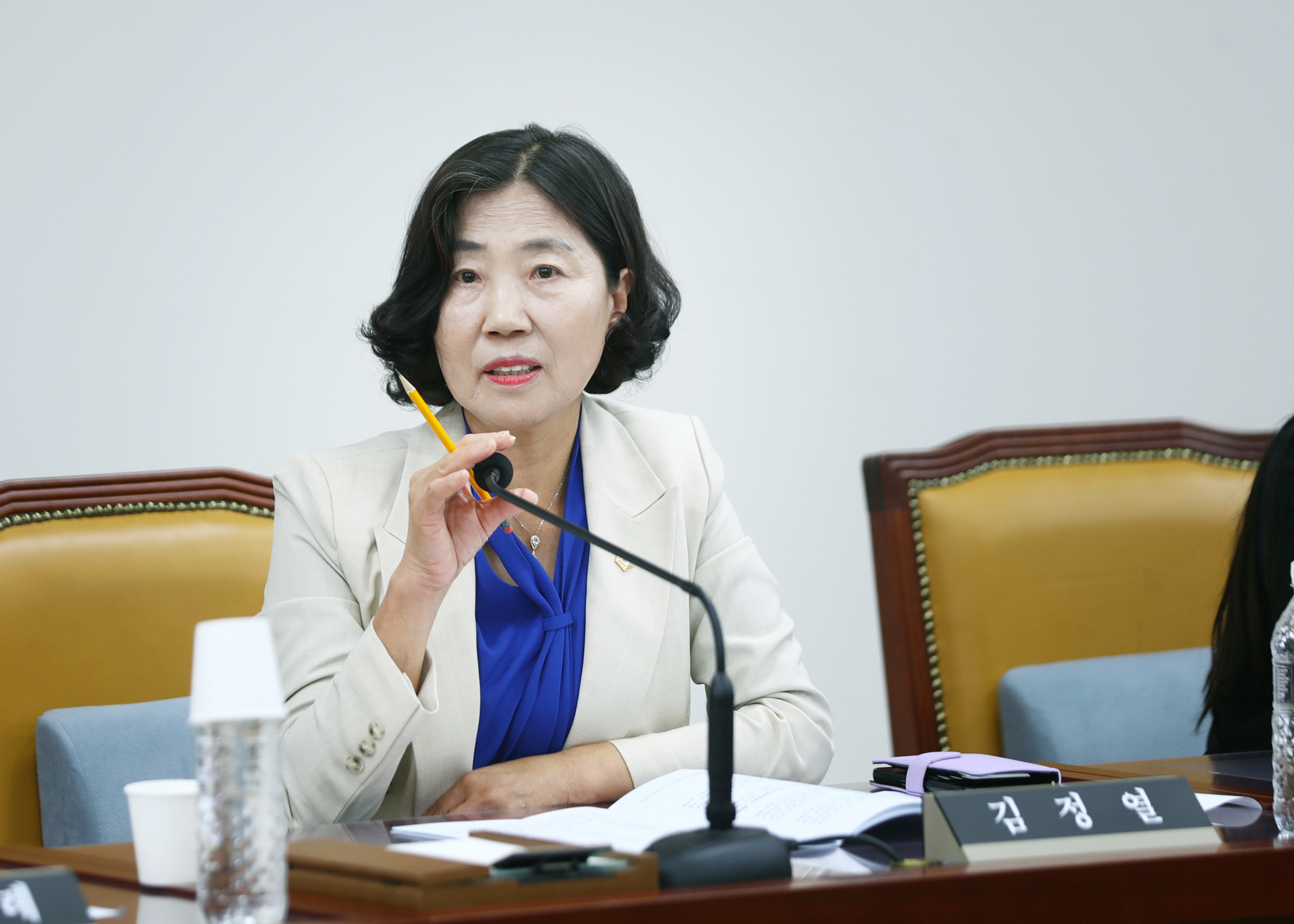 제325회 임시회 운영위원회 - 6