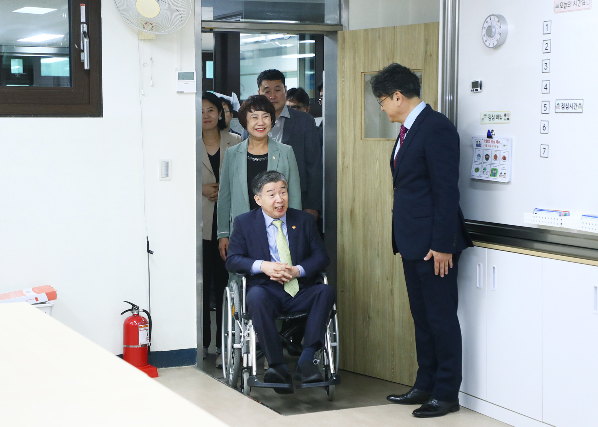 발달장애 한국육영학교 교육환경 개선 요구 학부모 간담회 - 6