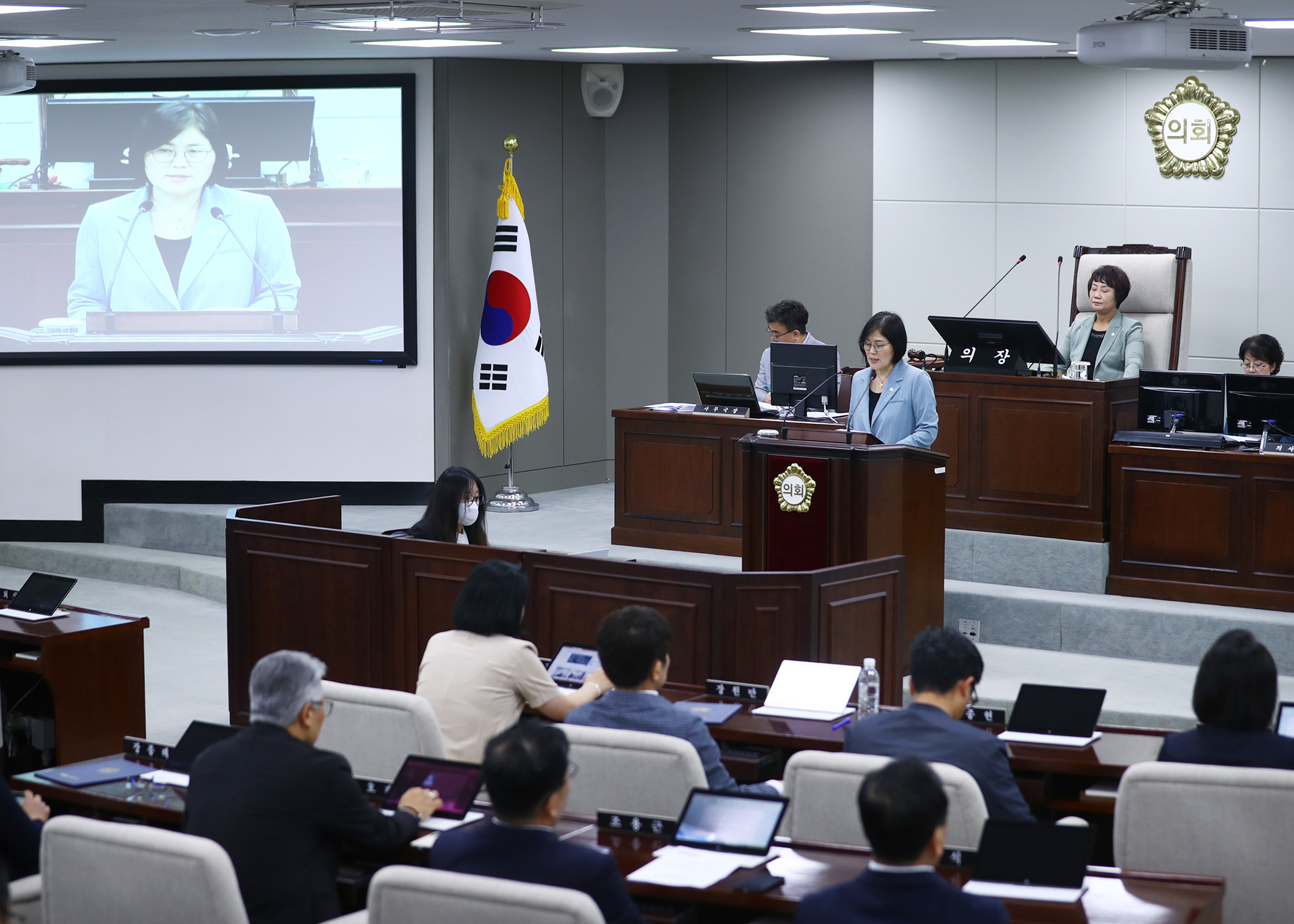 제325회 임시회 폐회 - 7