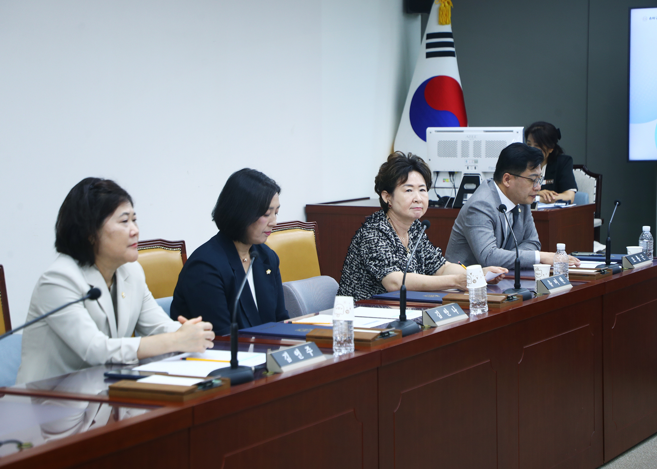 제333회 임시회 행정교육위원회 - 6