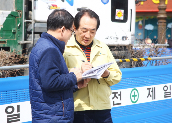 제237회 임시회 도로굴착복구 현장(위례 집단에너지 열&천연가스 공급배관공사) (현장방문) 도시건설위원회 - 1