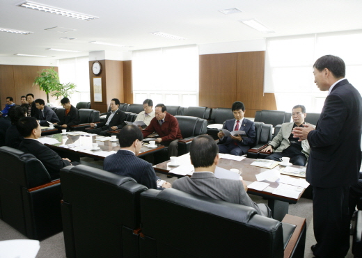 2008. 10. 15 전체의원세미나(원주시의회 방문) - 1