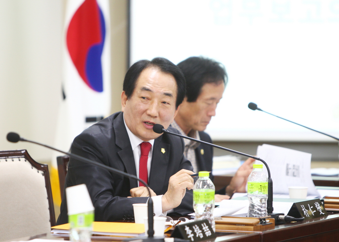 롯데월드타워 건립관련 행정사무조사 특별위원회 - 1