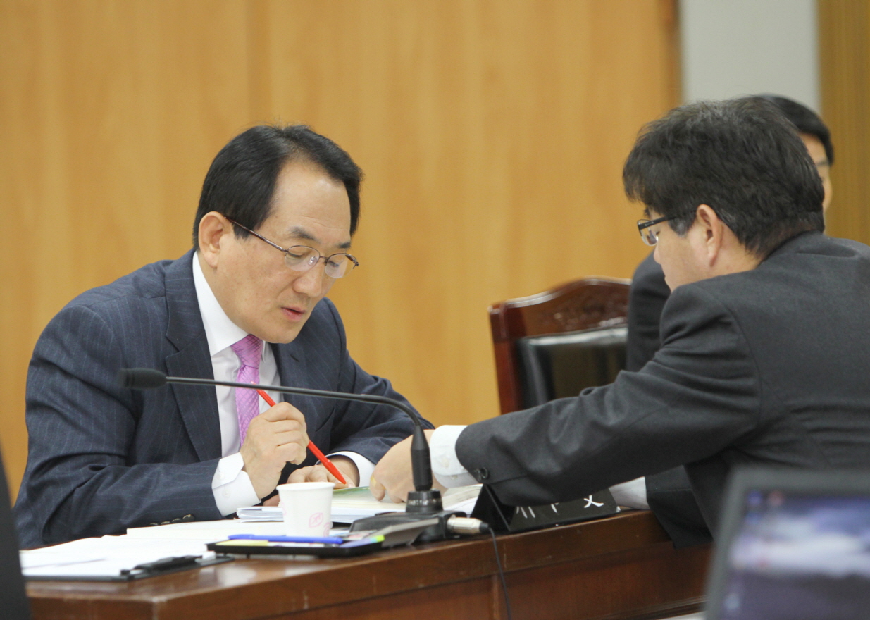 2012 행정사무감사  - 3