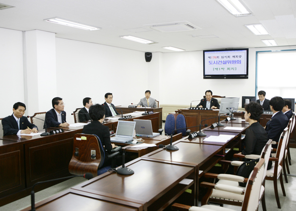 제179회 임시회 도시건설위원회 - 1