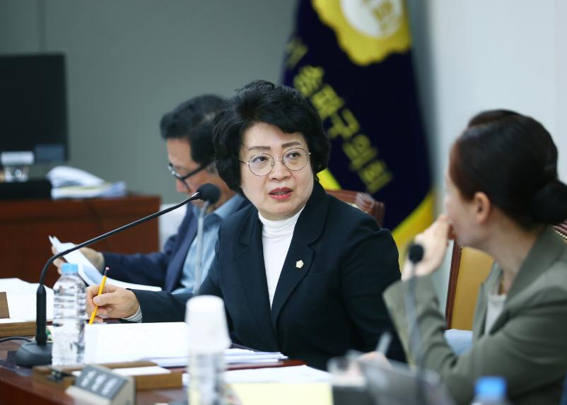 제322회 임시회 행정교육위원회