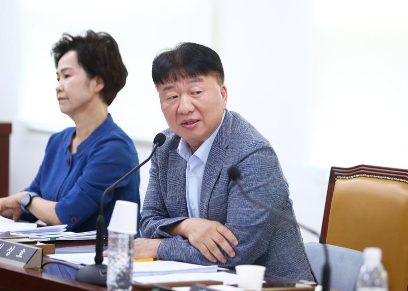 제325회 임시회 재정복지위원회