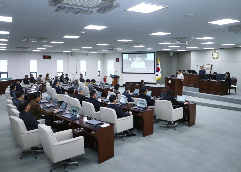 제328회 임시회 폐회