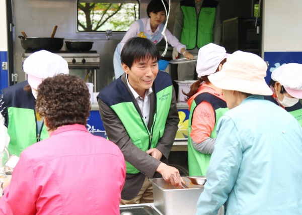 사랑의밥차 봉사활동