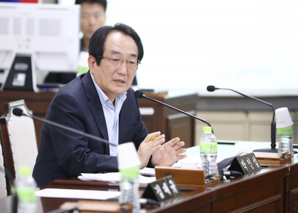 제251회 임시회 재정복지위원회 회의
