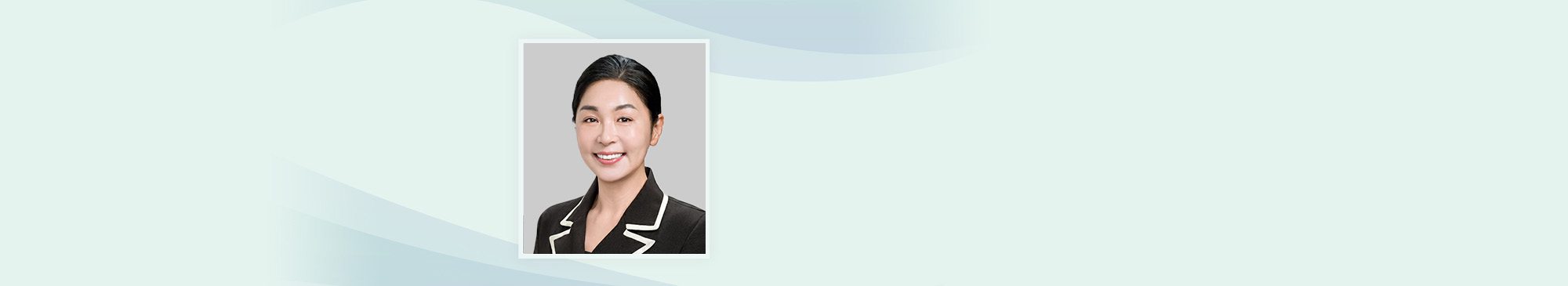 행정교육위원회<br>위원장 전정입니다.