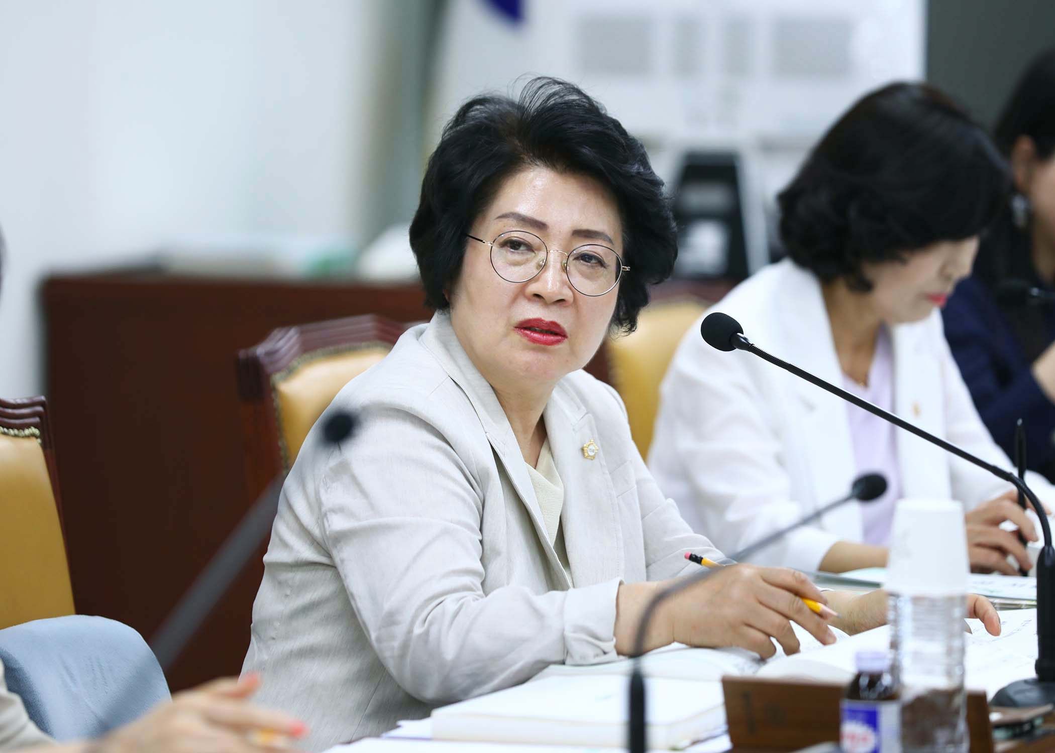 제323회 정례회 운영위원회 - 9