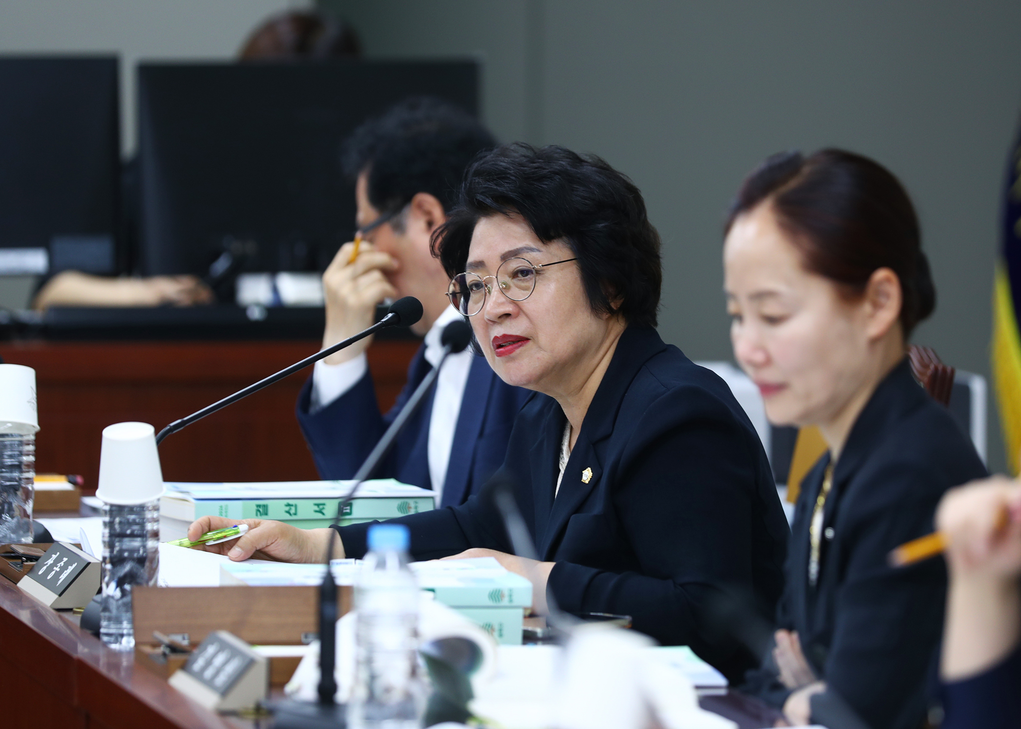 제323회 정례회 행정교육위원회 - 6