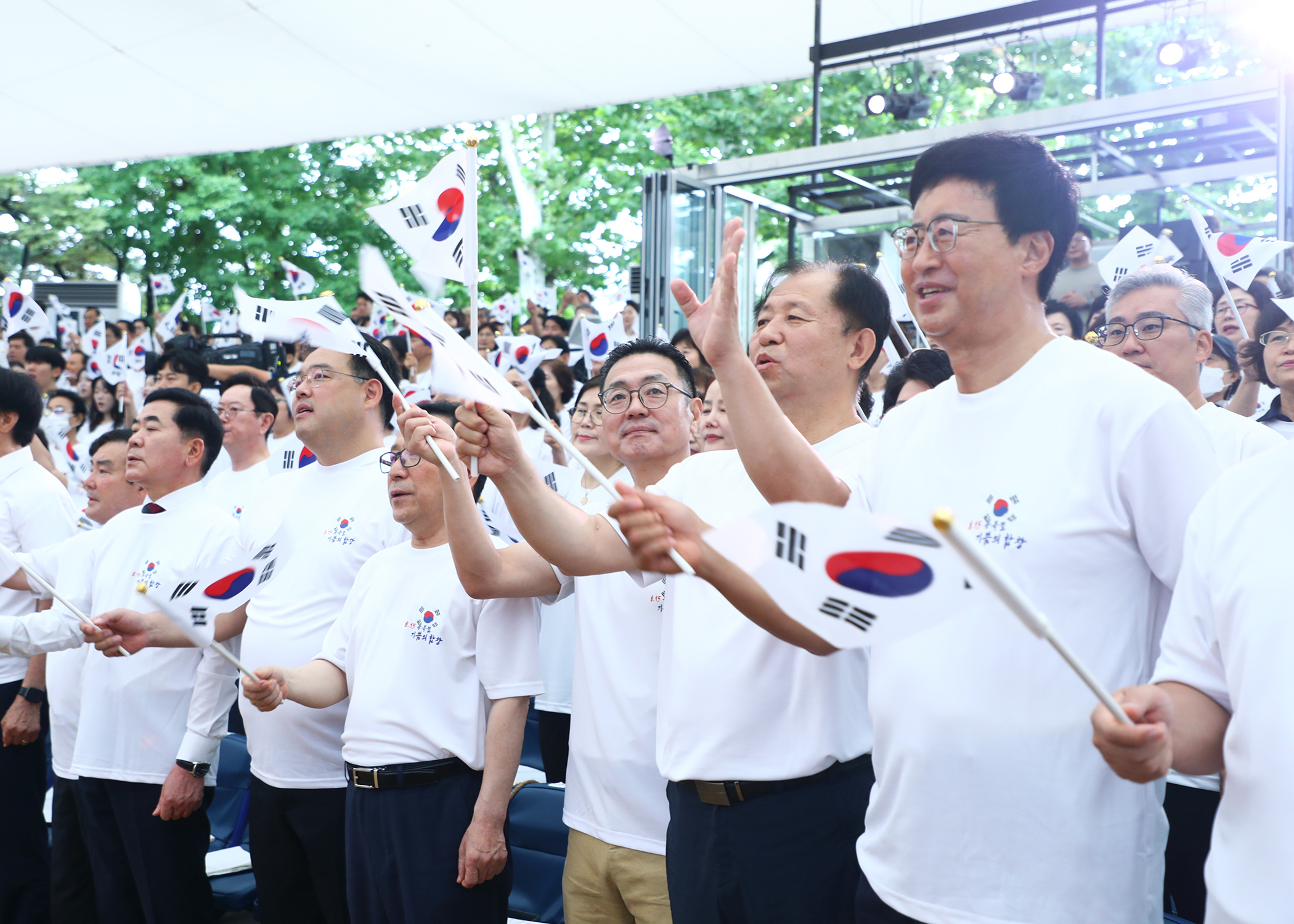 8.15 빛을 되찾은 날 기쁨의 합창 - 18