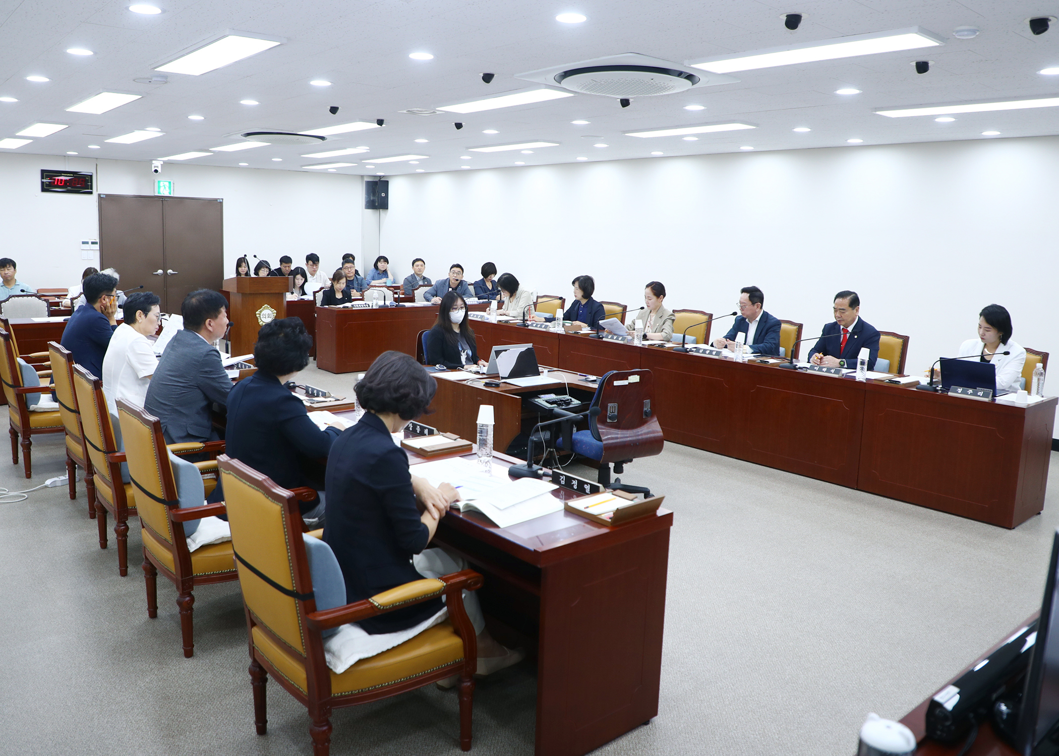 제324회 임시회 예산결산특별위원회 - 4