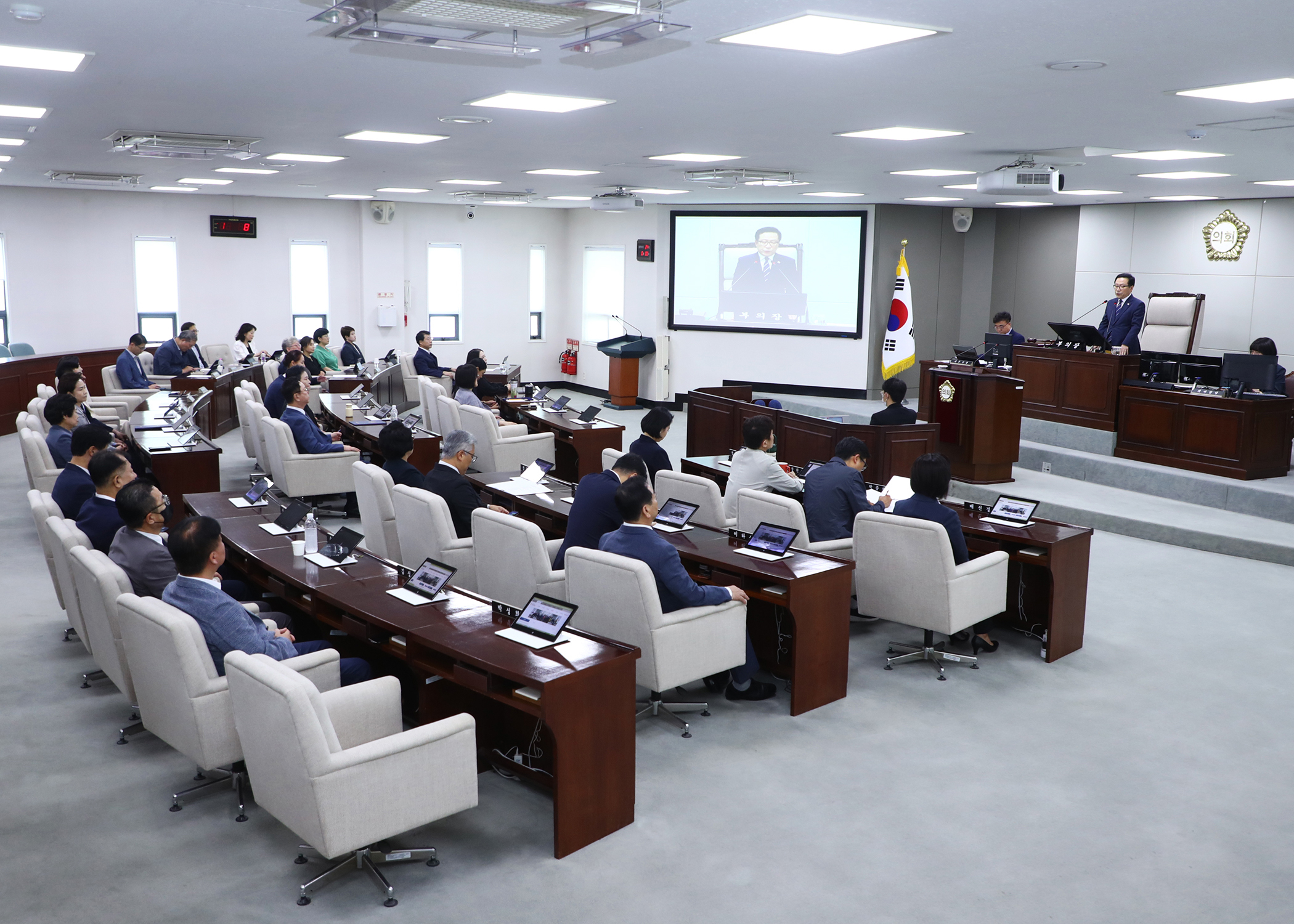 제325회 임시회 개회 - 4