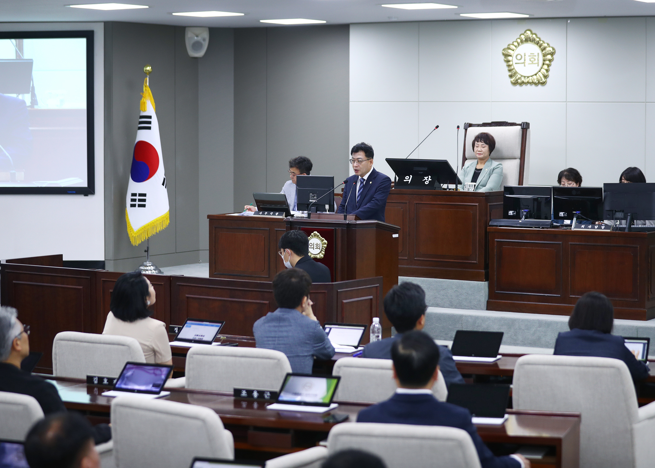 제325회 임시회 폐회 - 2
