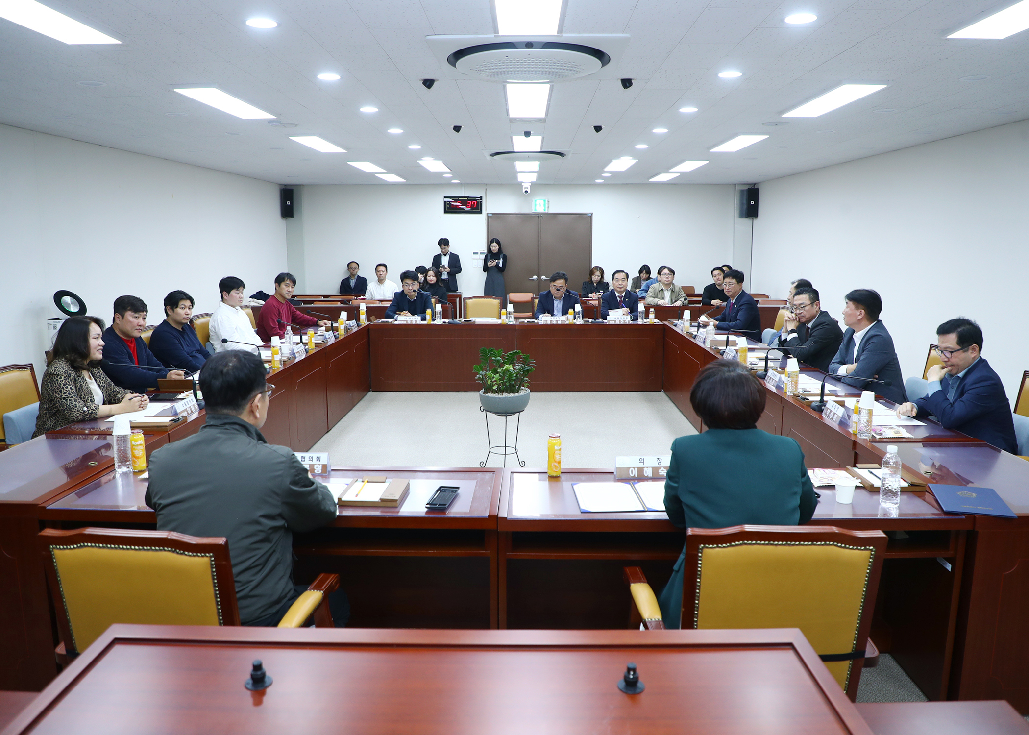 서울특별시 송파구의회 서울시 농수산식품기업 수출협의회 상호협력을 위한 업무협약식 - 35