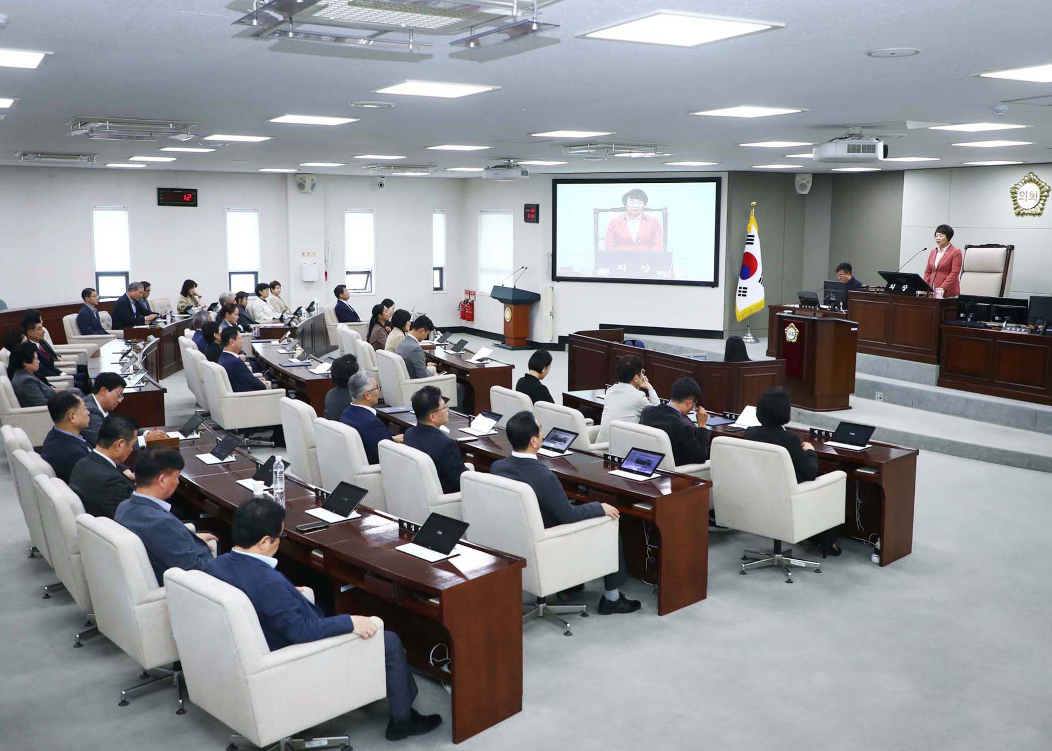 제326회 임시회 개회 - 1