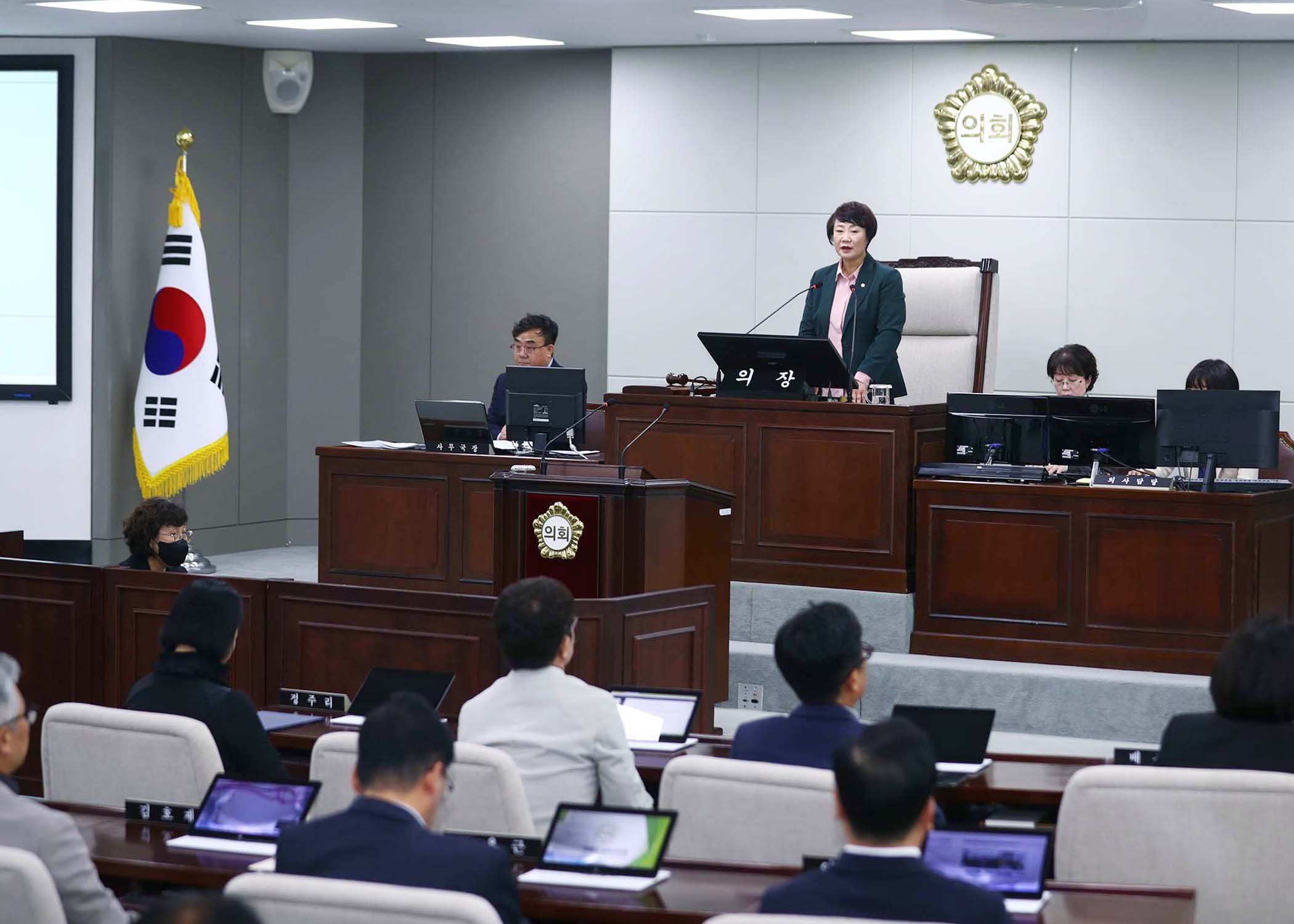 제326회 임시회 폐회 - 5