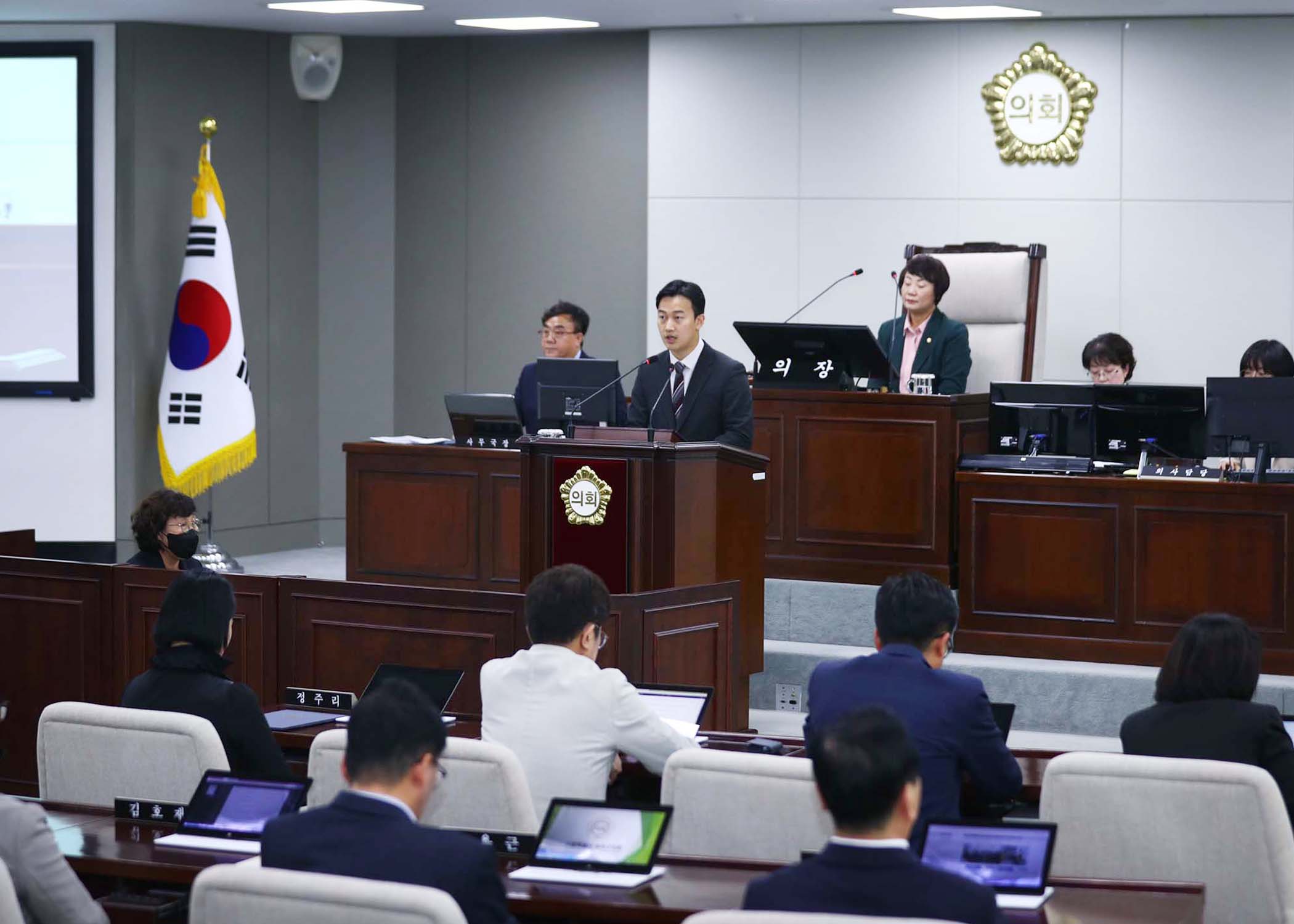 제326회 임시회 폐회 - 3