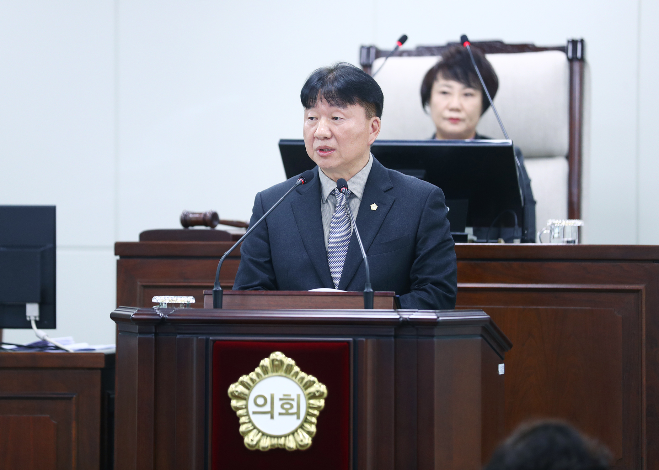 제327회 정례회 개회 - 9