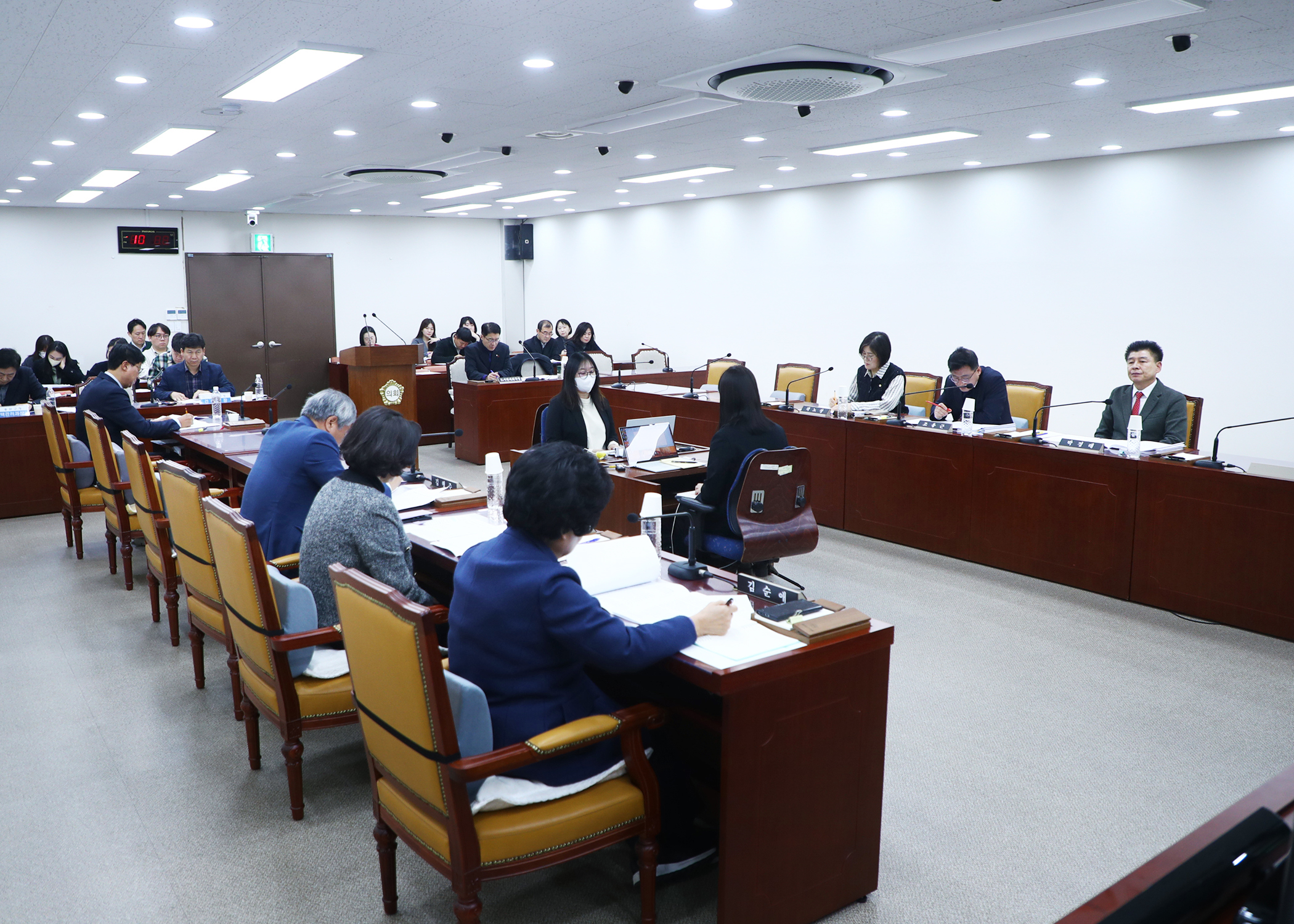 제327회 정례회 도시건설위원회 - 3