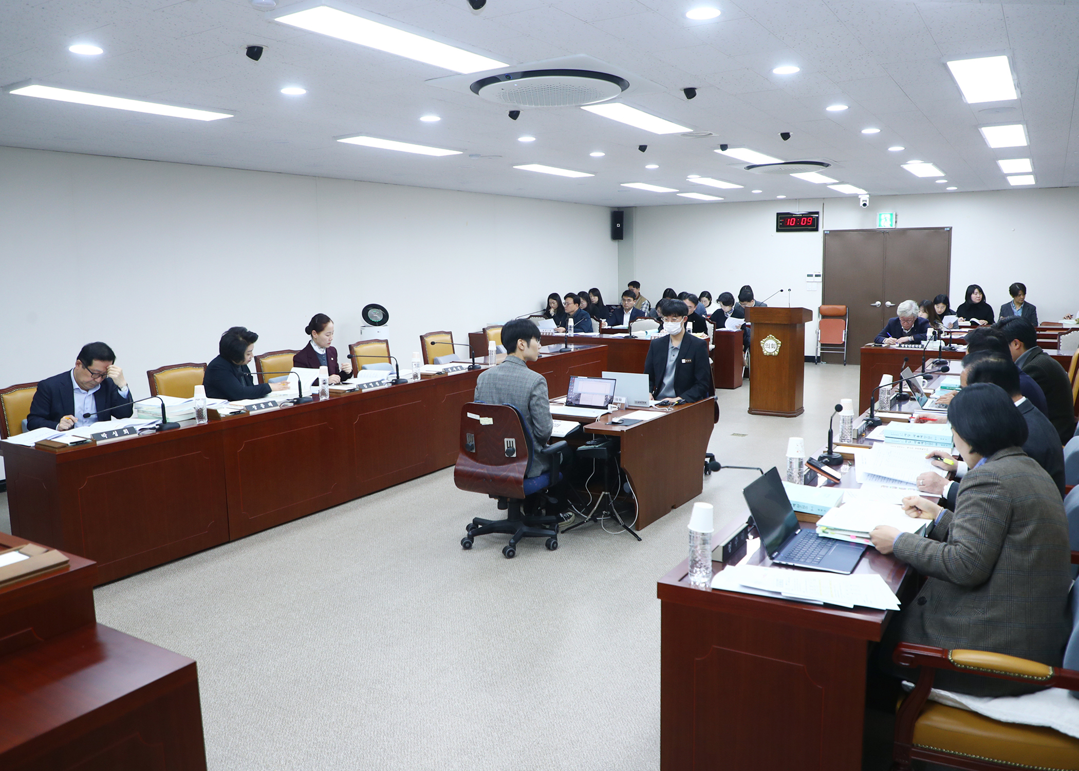 제327회 정례회 행정교육위원회 - 2