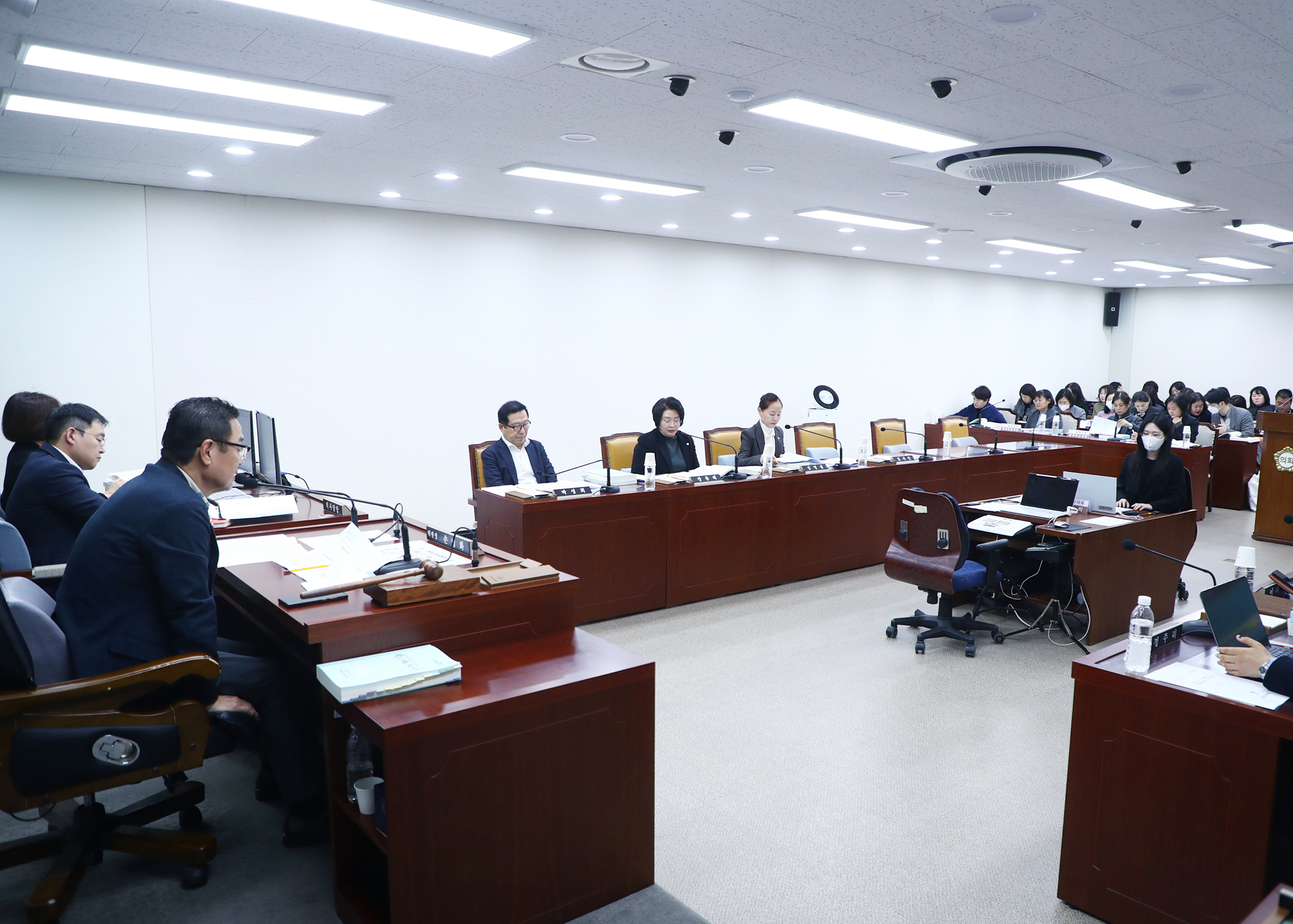 제327회 정례회 행정교육위원회 - 4