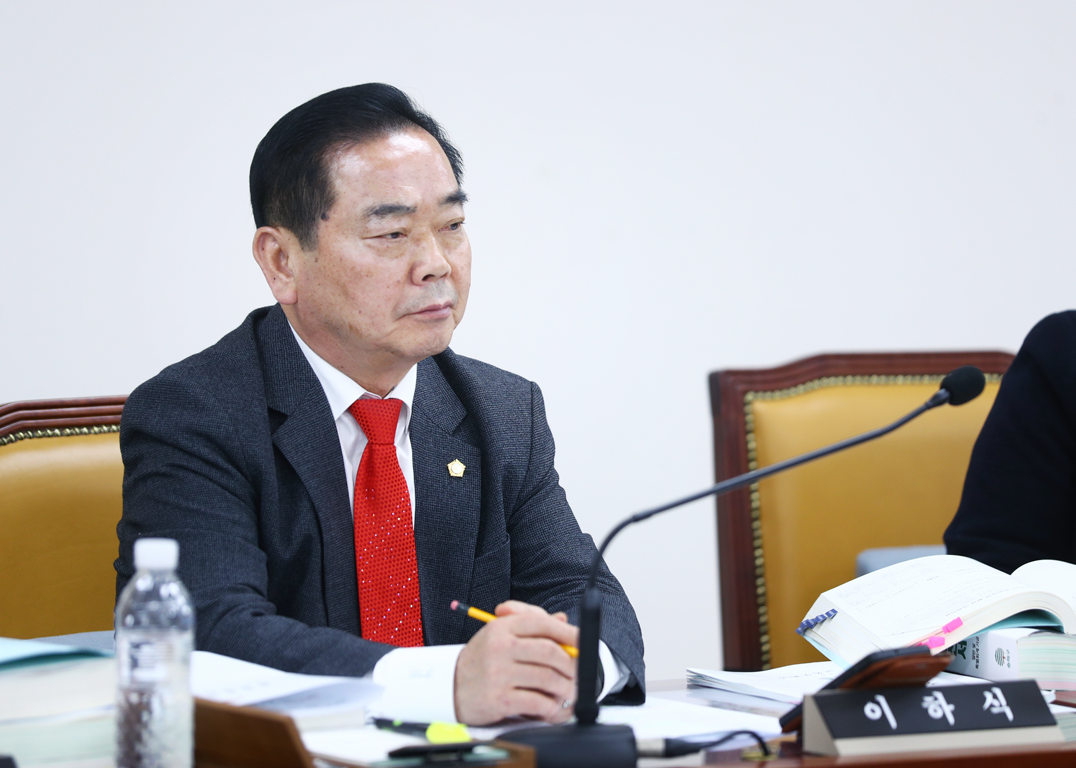 제327회 정례회 행정교육위원회 - 7