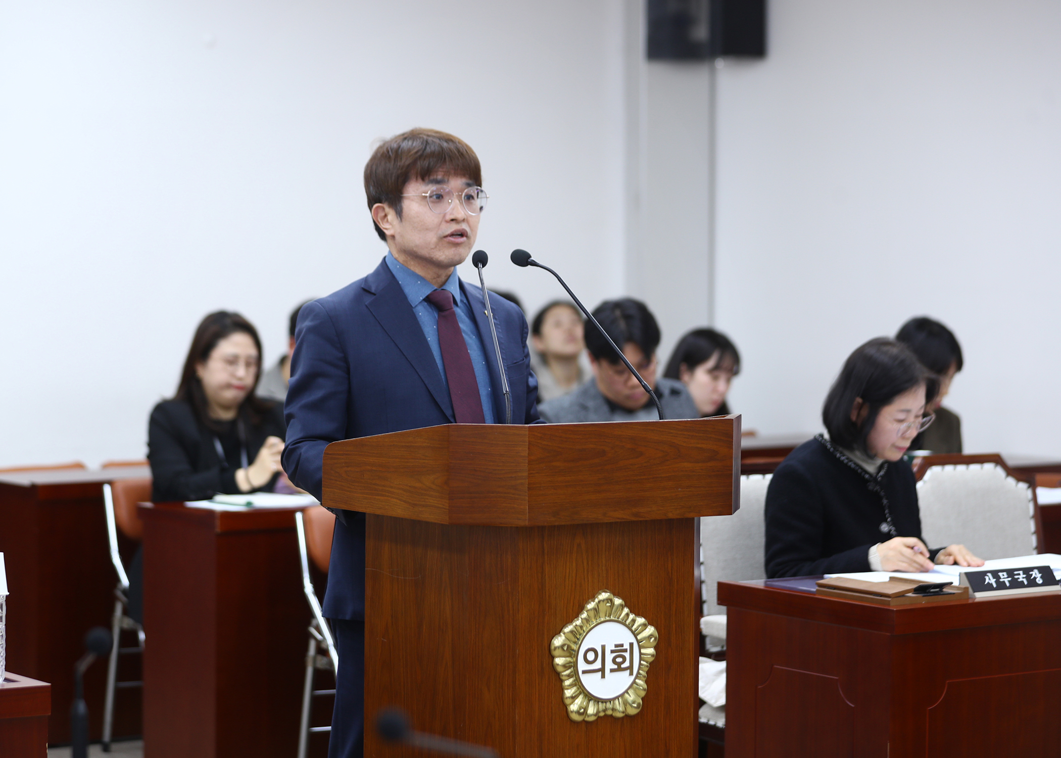 제328회 임시회 운영위원회 - 8