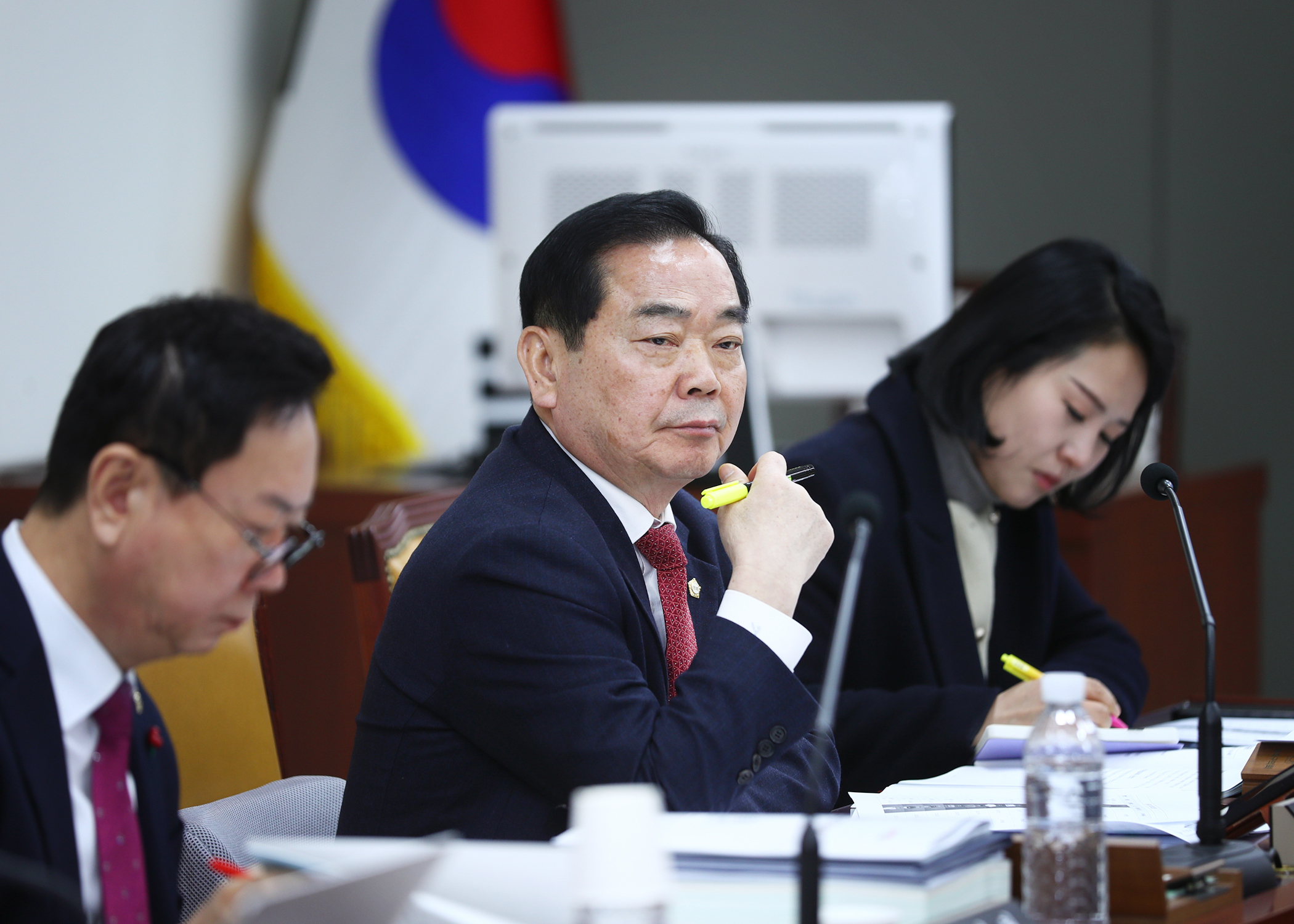 제328회 임시회 행정교육위원회 - 12