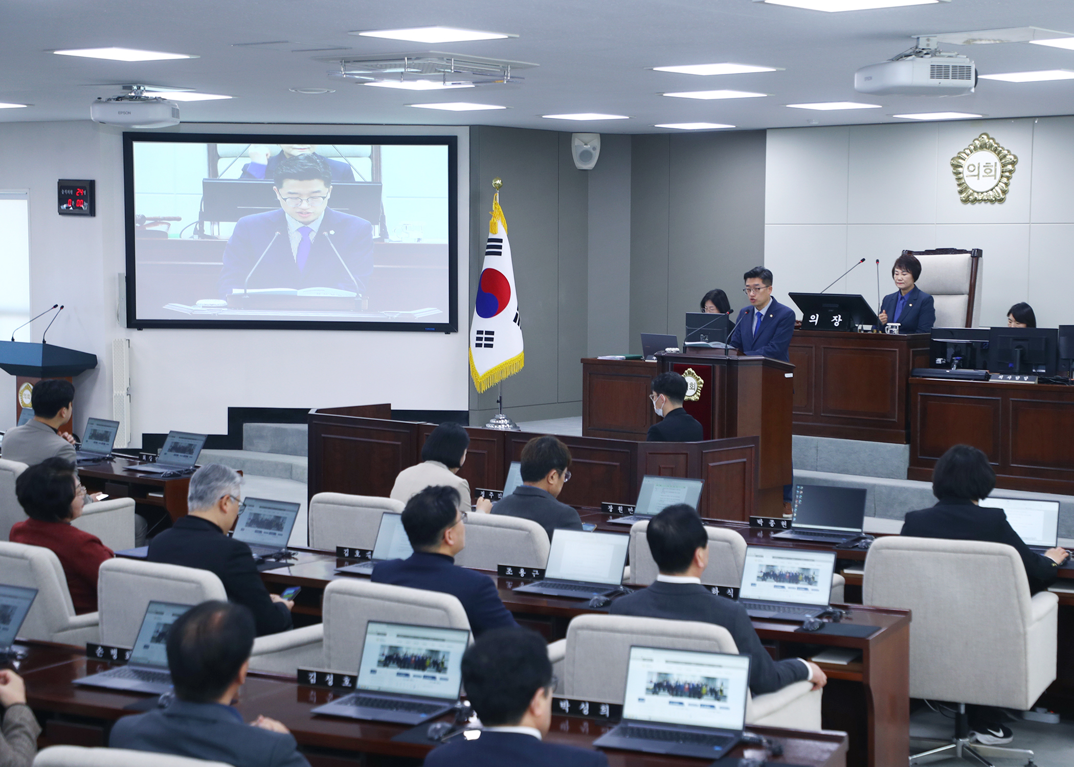 제329회  임시회 폐회 - 12