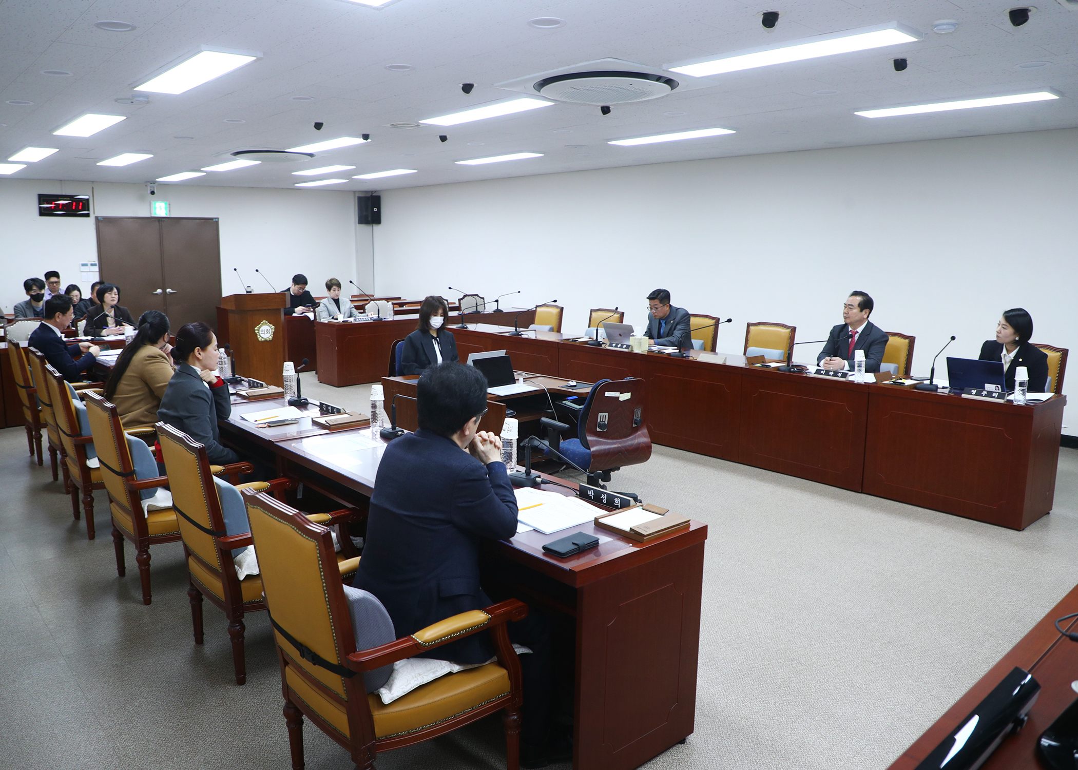 제330회 임시회 행정교육위원회 - 2