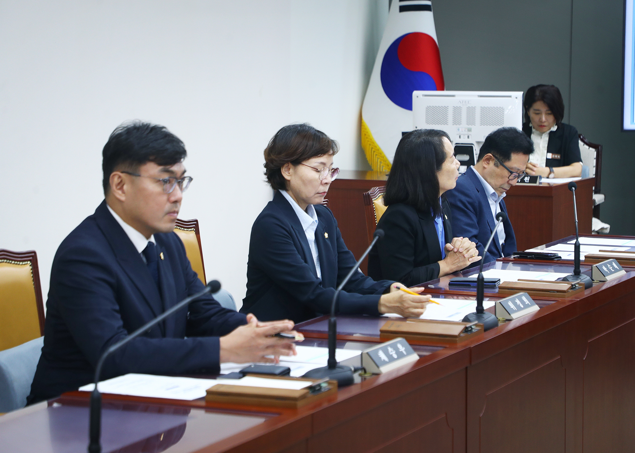 제333회 임시회 운영위원회 - 5