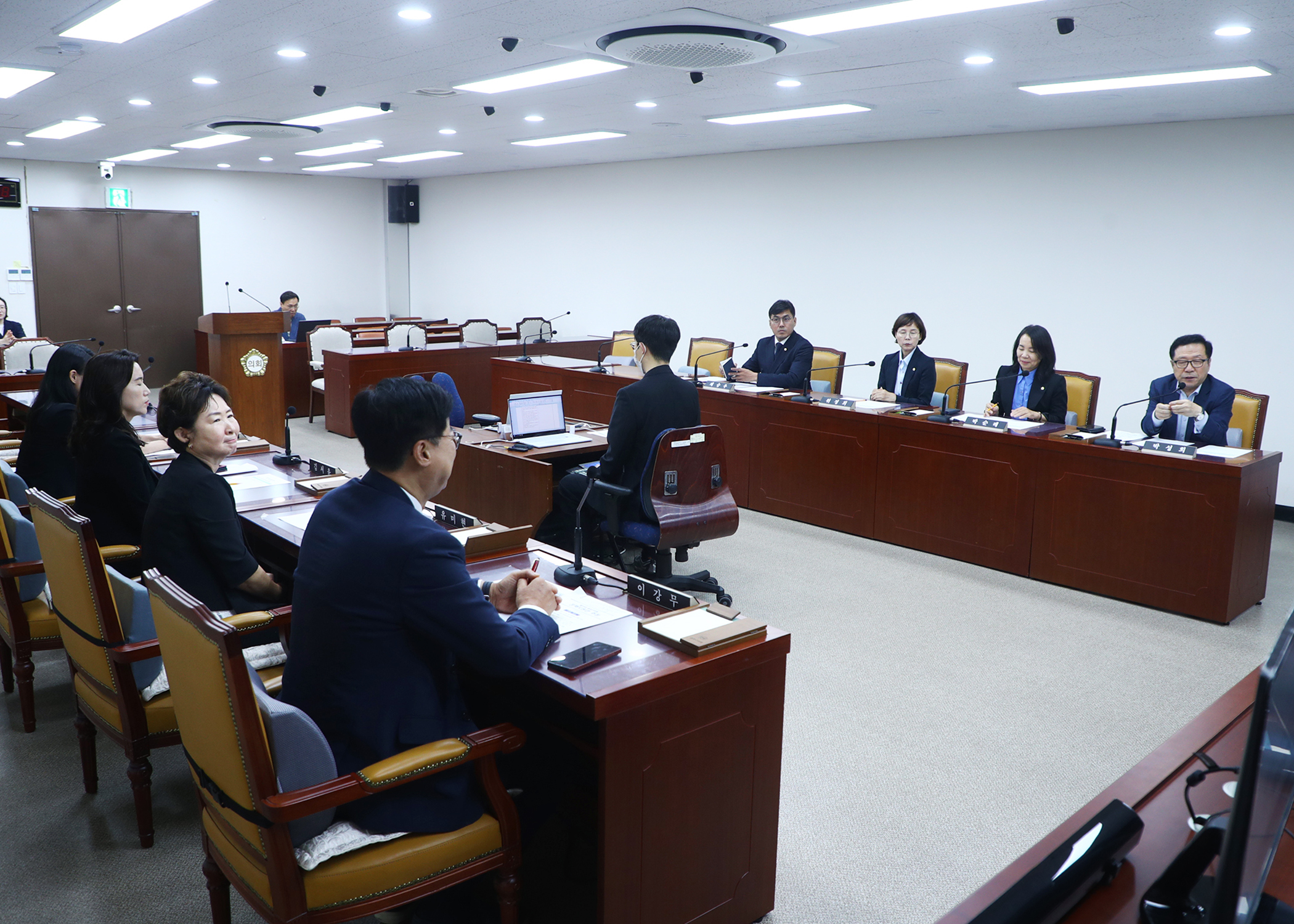 제333회 임시회 운영위원회 - 6