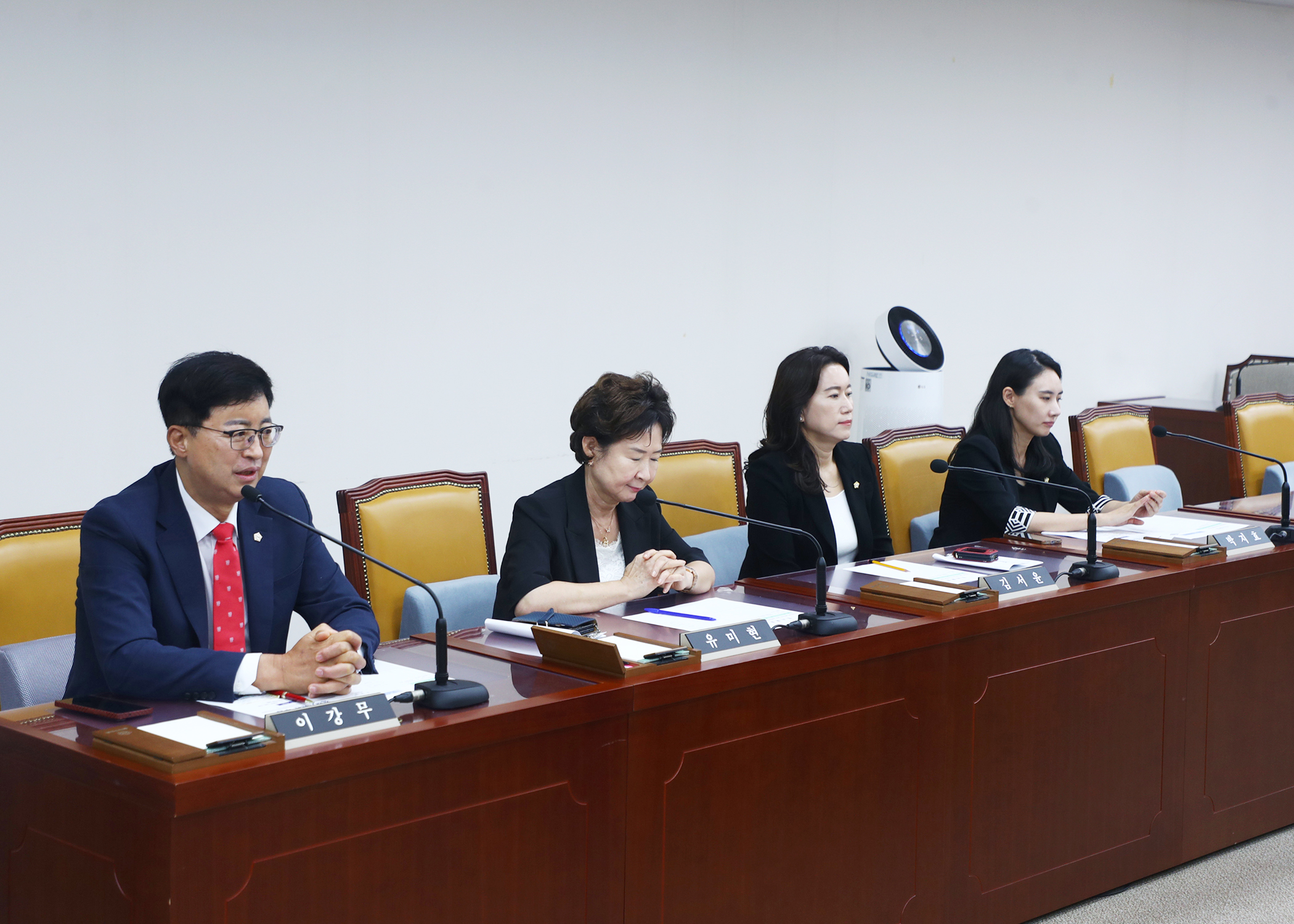 제333회 임시회 운영위원회 - 8