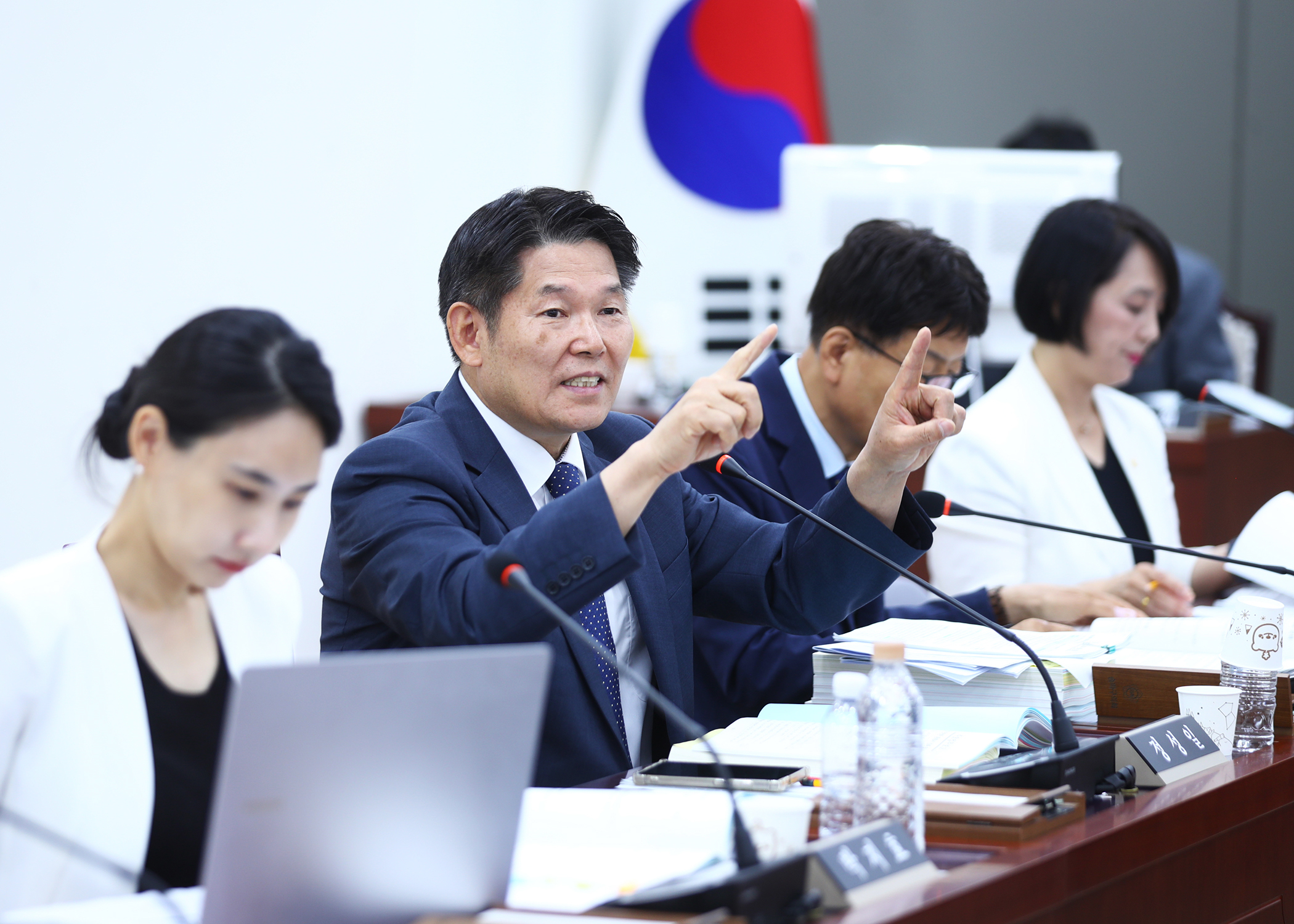 제334회 임시회 행정교육위원회 - 6