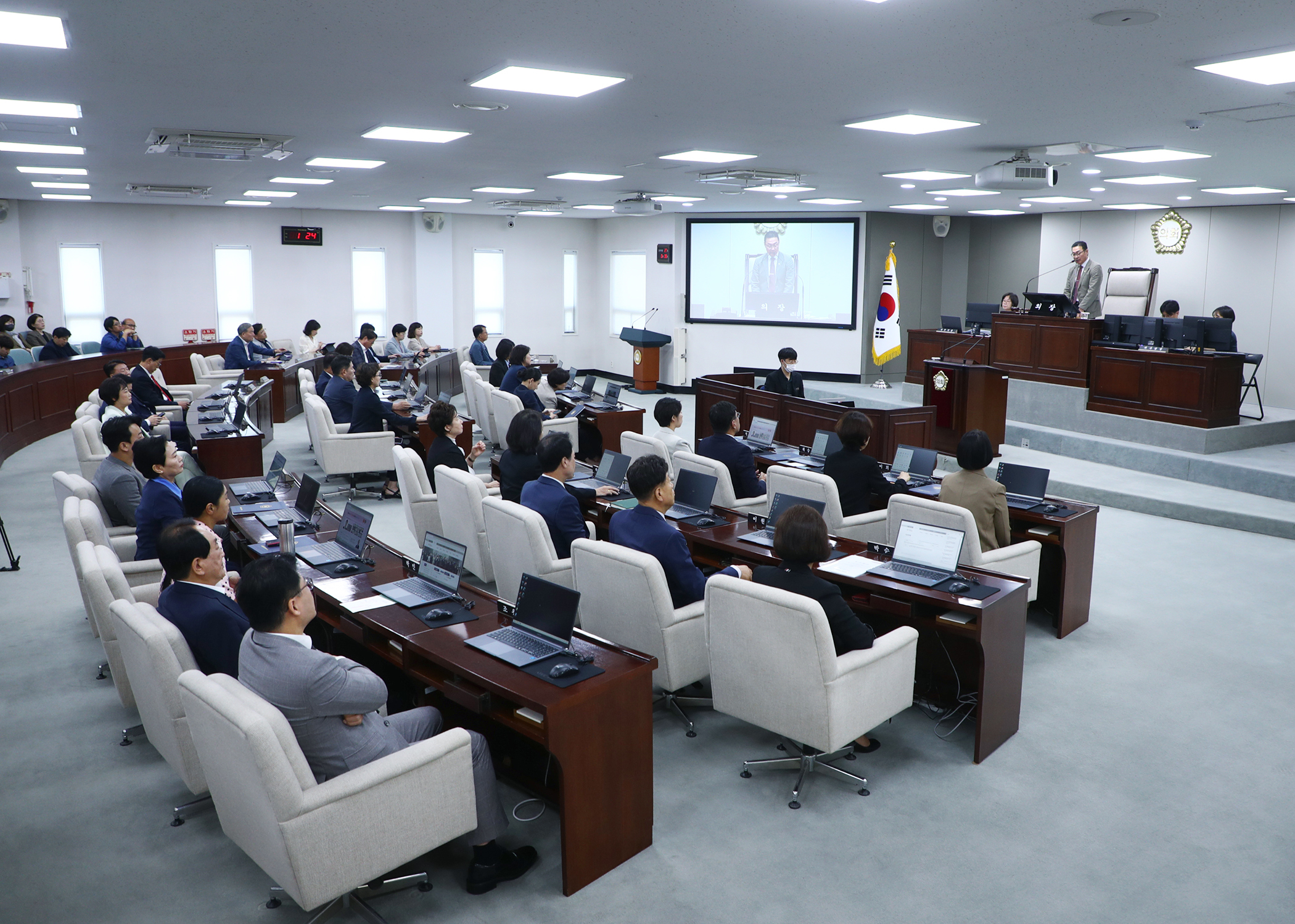 제334회 임시회 폐회 - 1