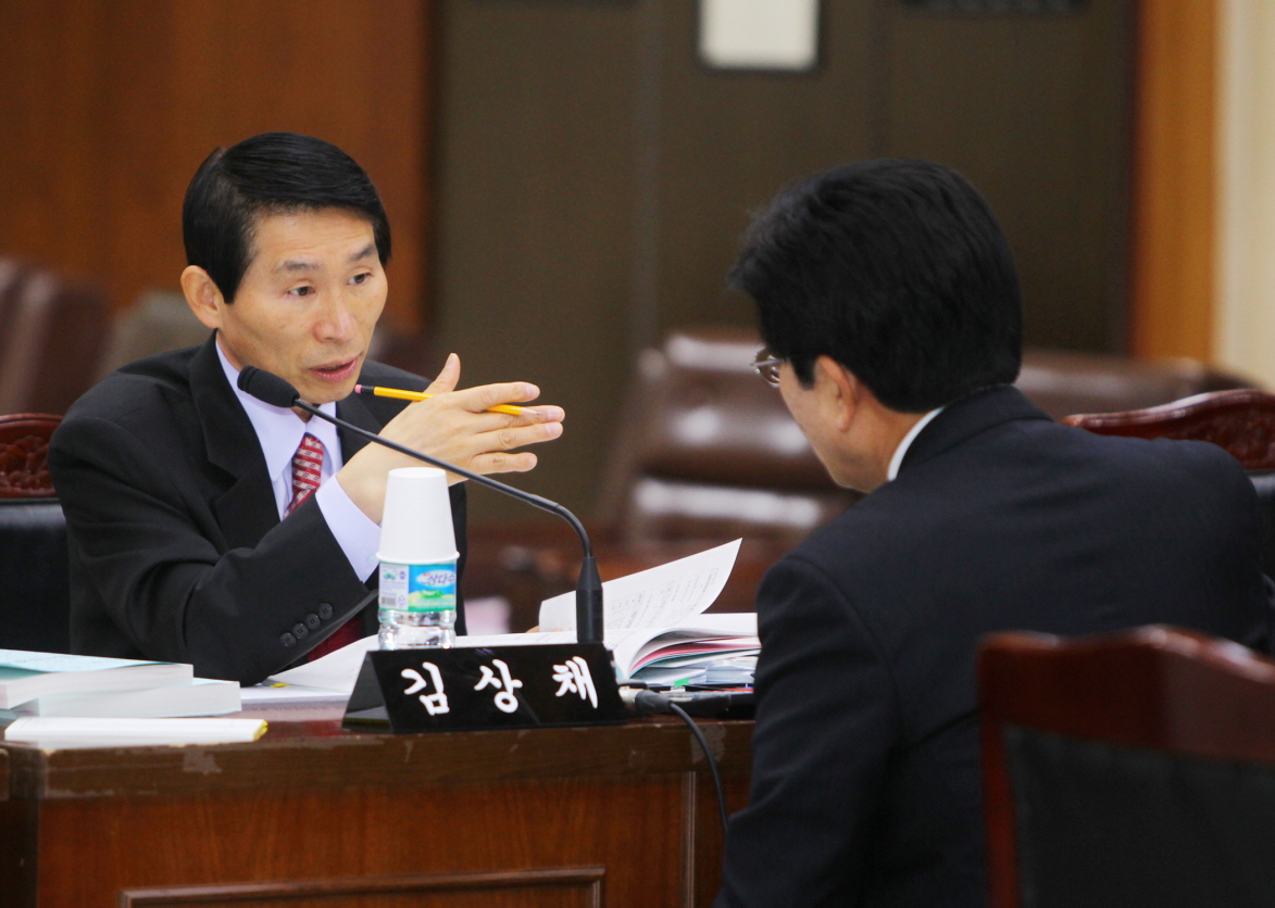 2014행정사무감사 - 121