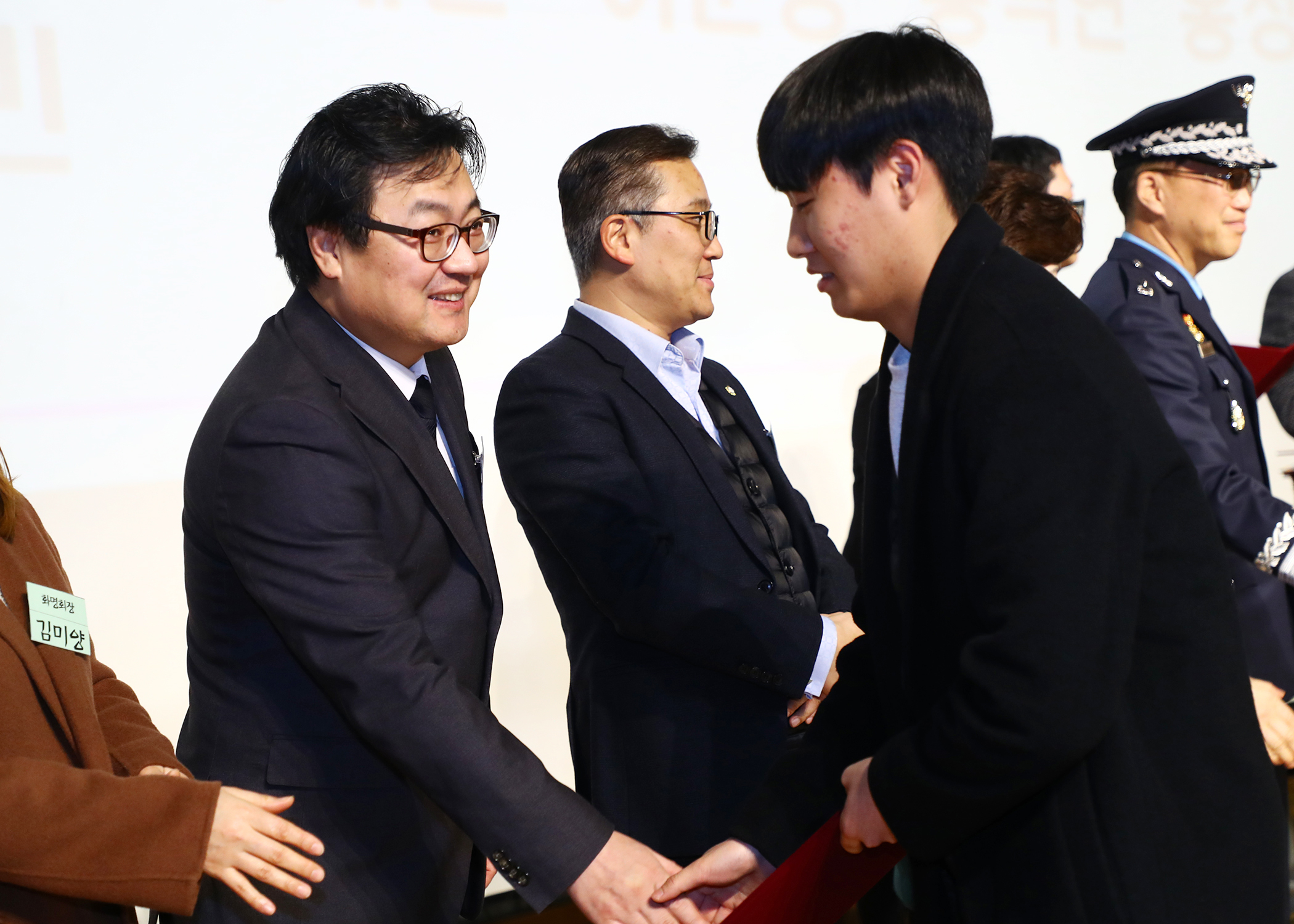 )배명고등학교 졸업 - 2