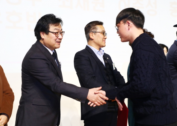 )배명고등학교 졸업