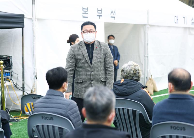 송파구 여성축구장 새단장 준공식