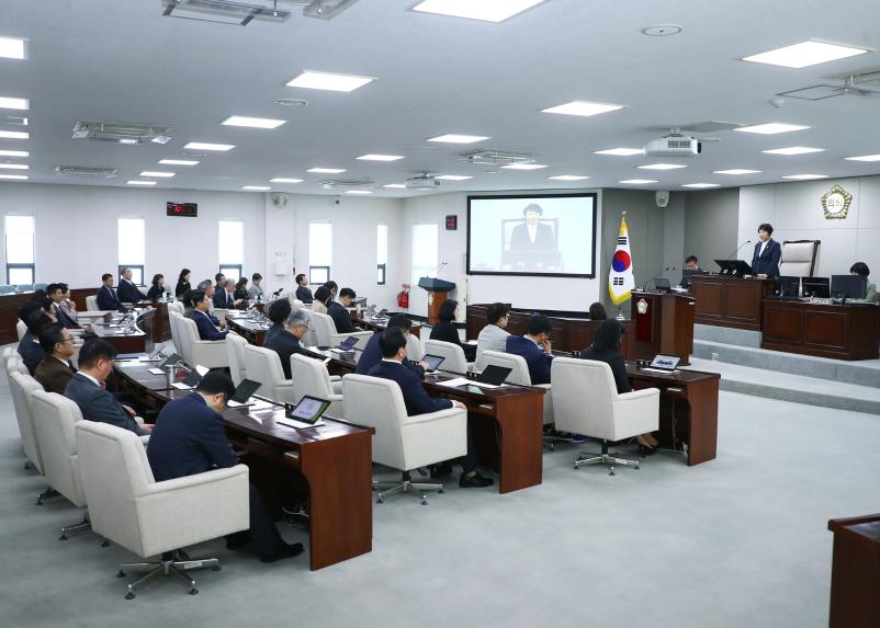 제321회 임시회 개회
