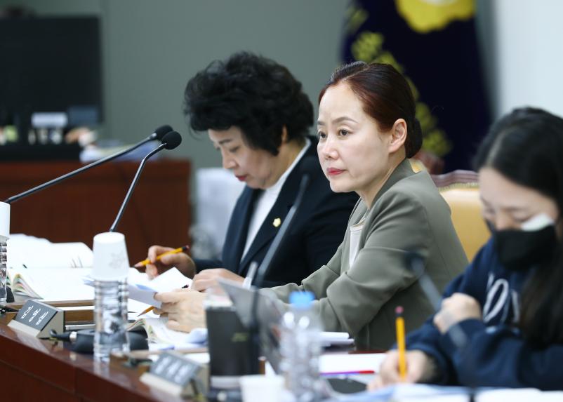 제322회 임시회 행정교육위원회