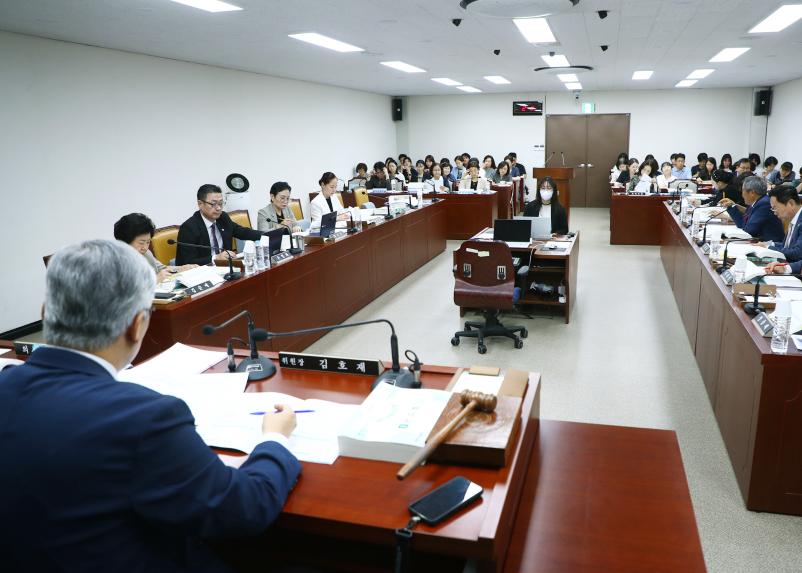 제323회 정례회 예산결산위원회