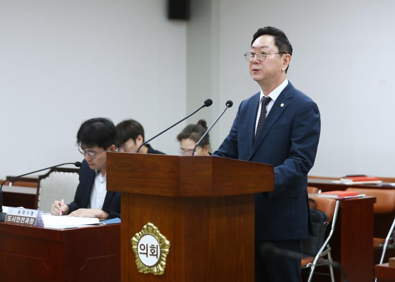 제324회 임시회 행정교육위원회