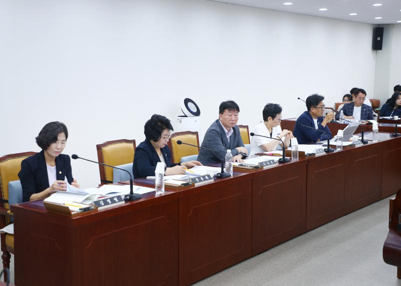 제324회 임시회 예산결산특별위원회